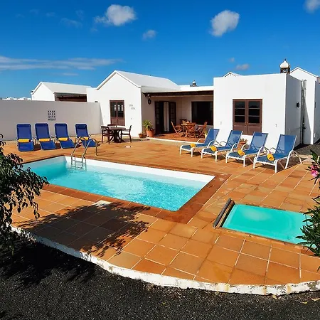 Casa Lena Holiday home *